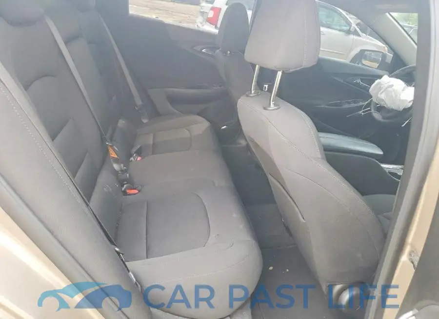 1G1ZD5ST8NF116656# 10