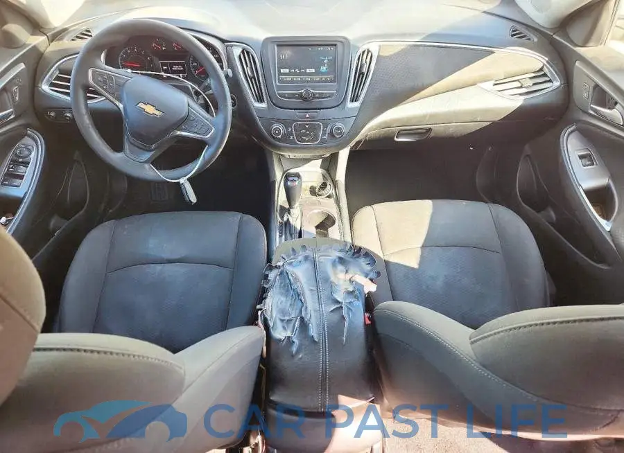 1G1ZD5ST9JF272750# 8