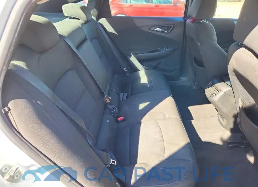 1G1ZD5ST9JF272750# 10