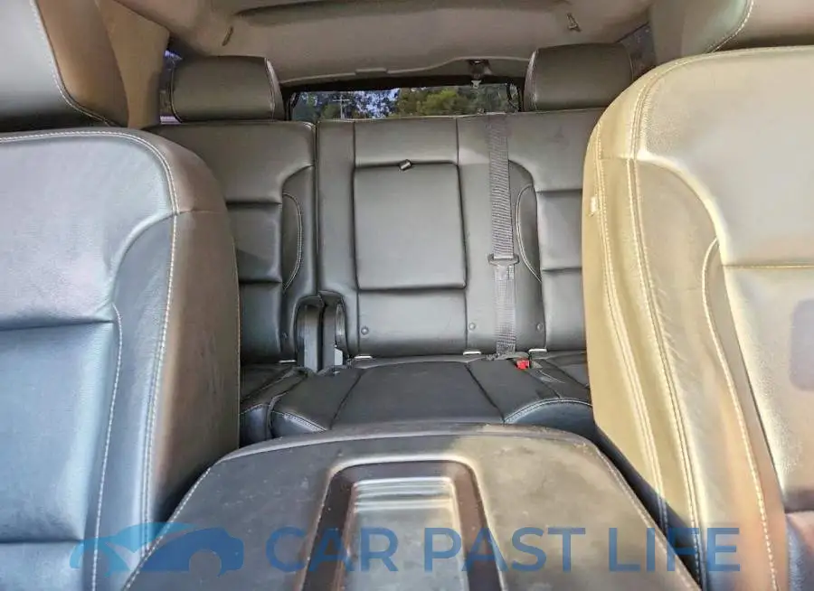 1GNSKBKC7KR160257# 10