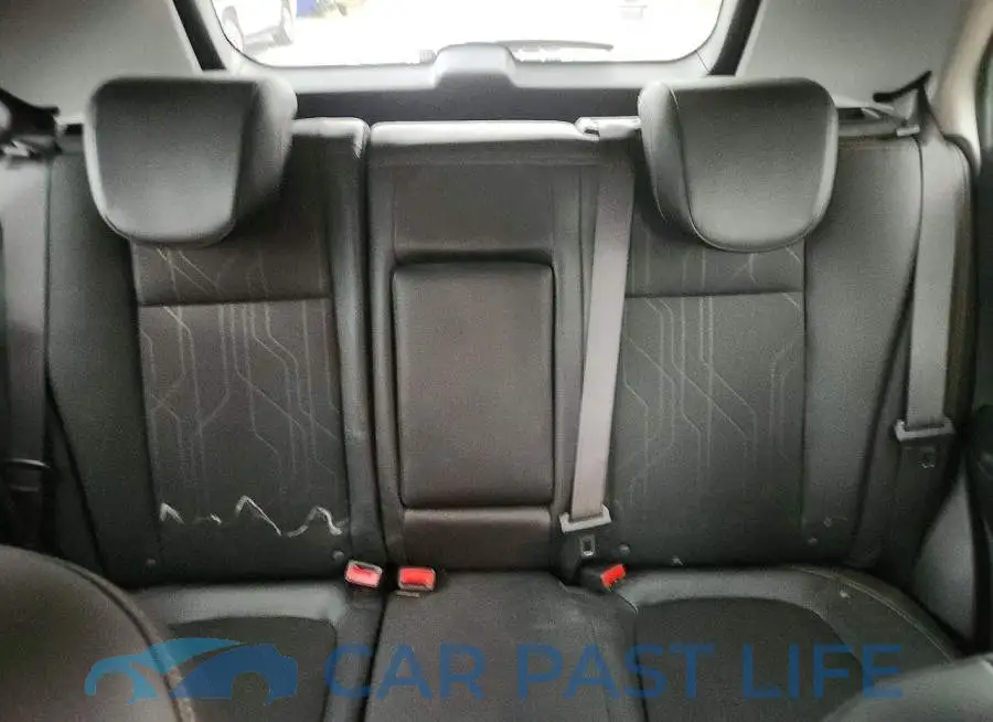 KL7CJPSM2MB370764# 10