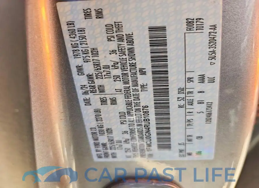 1FMCU0GN4RUB10876# 12