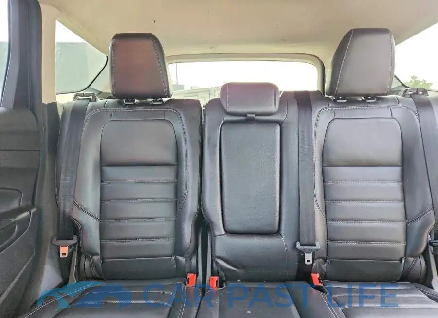 1FMCU9J92JUB71146# 10