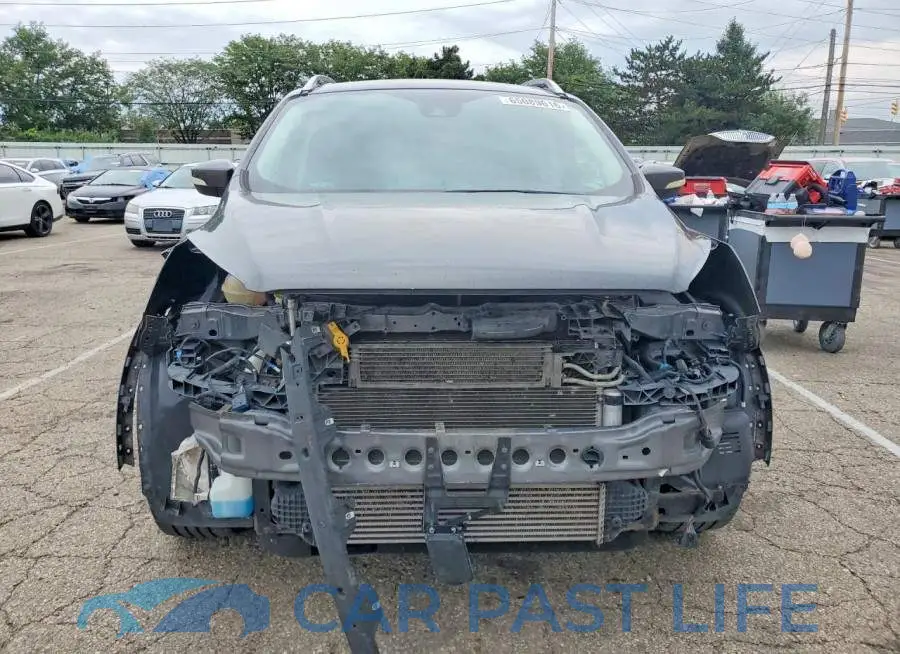1FMCU9J92JUB71146# 5
