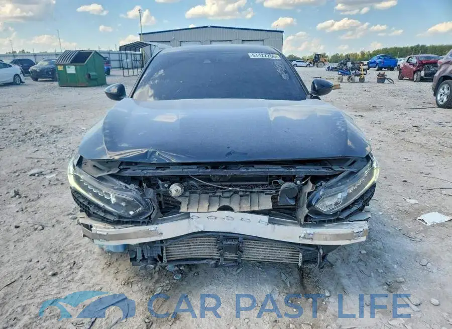 1HGCV1F37KA156136# 5