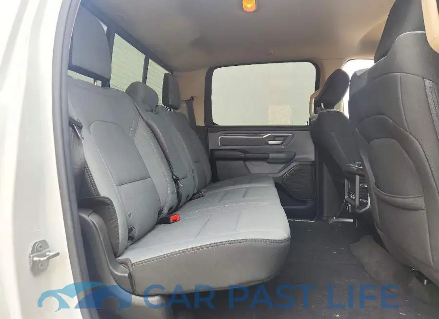 1C6SRFFT9LN109641# 10