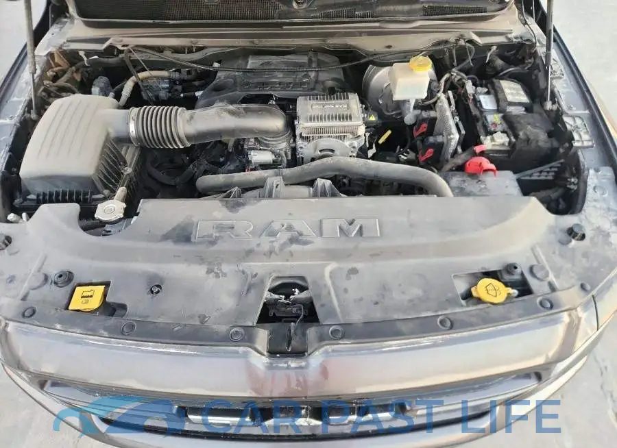 1C6SRFJT1MN806424# 11