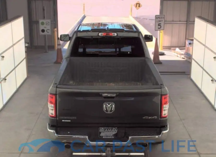 1C6SRFMT6KN800210# 13