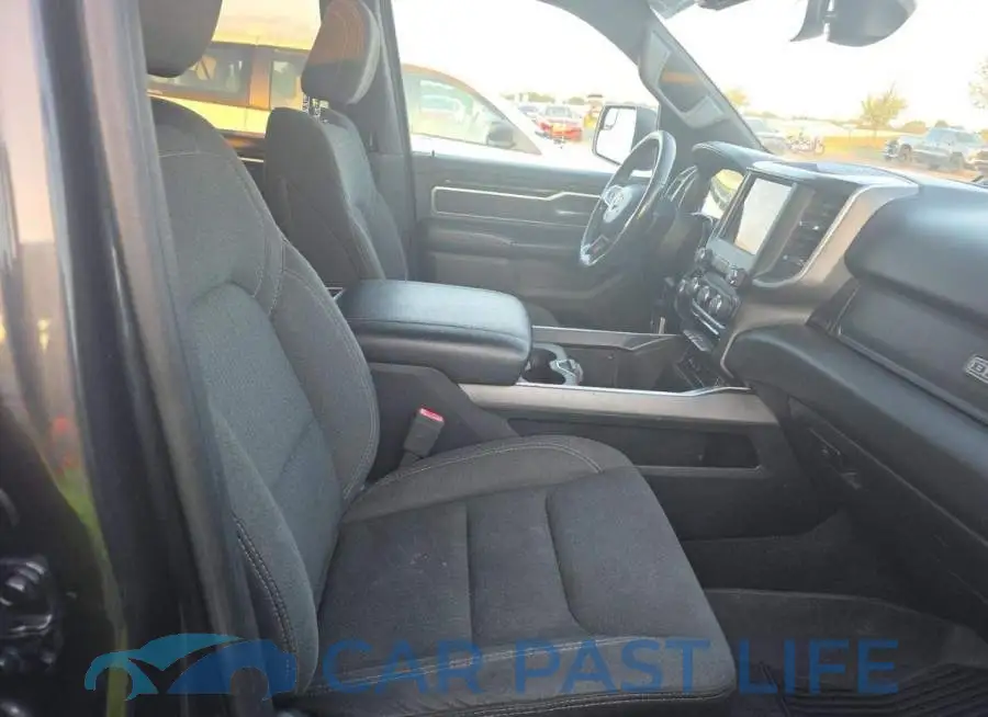1C6SRFMT6KN800210# 11