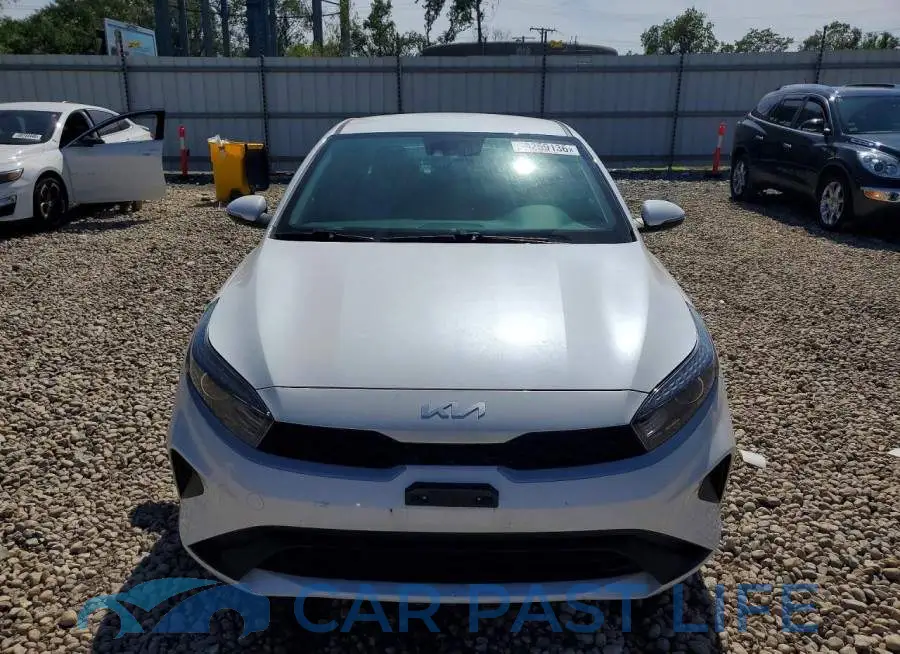 3KPF24AD2RE839925# 5