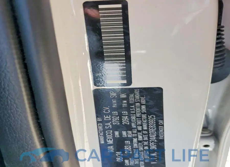 3KPF24AD2RE839925# 13