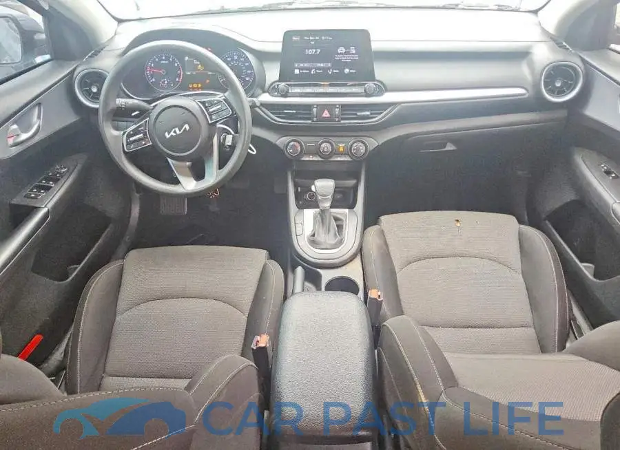 3KPF24AD5RE781681# 8