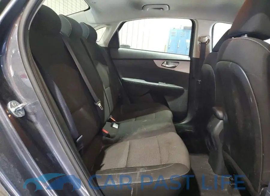 3KPF24AD8NE471289# 10