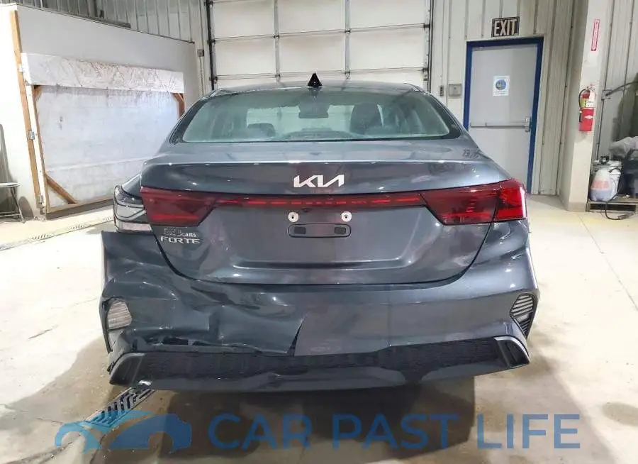3KPF24AD8NE471289# 6