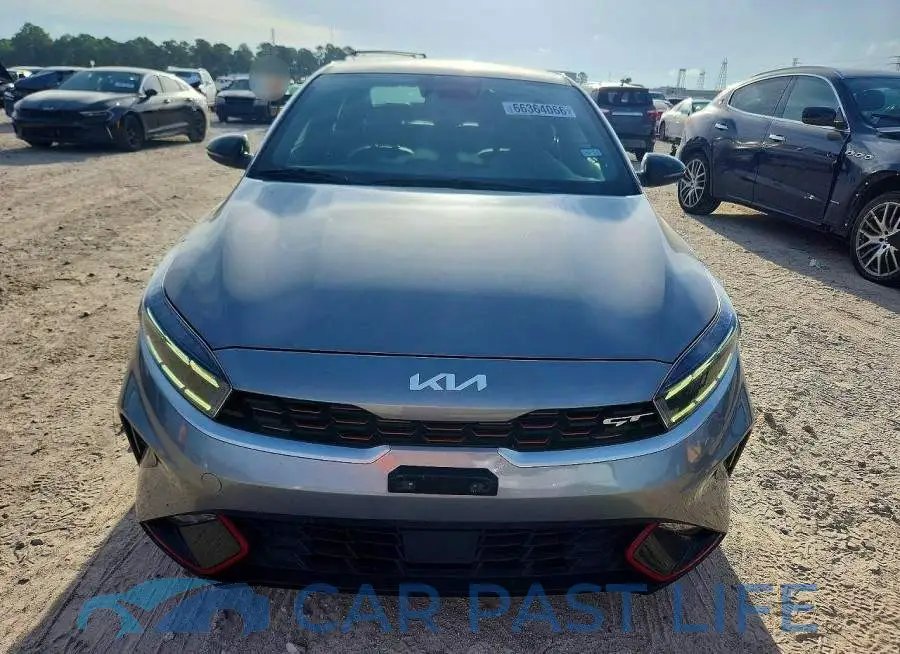 3KPF44AC4PE681263# 5