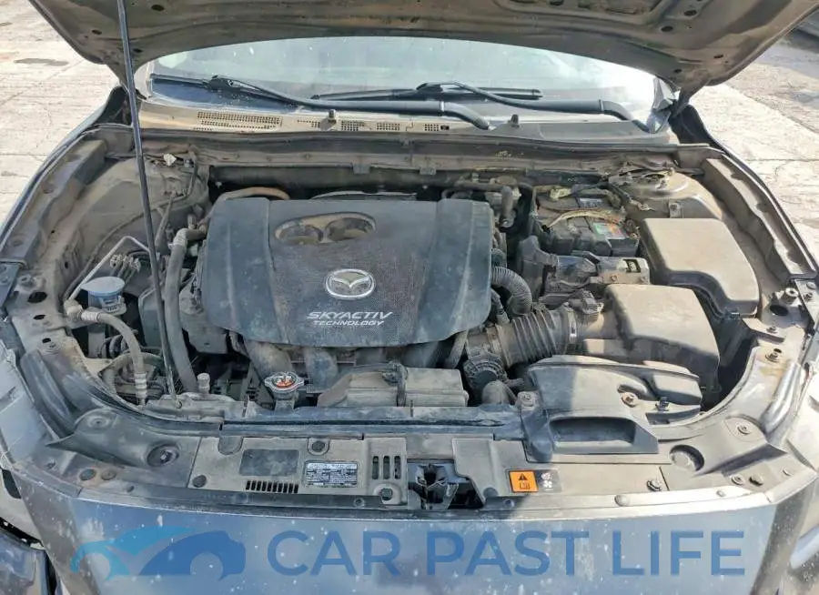 3MZBN1M33JM194927# 11