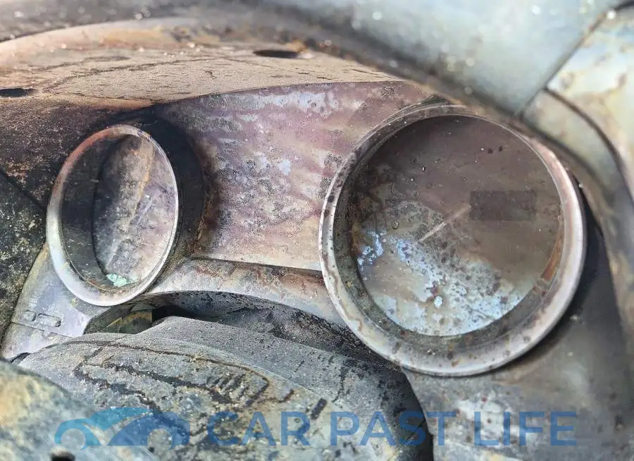 4T1T11AK6RU843282# 9