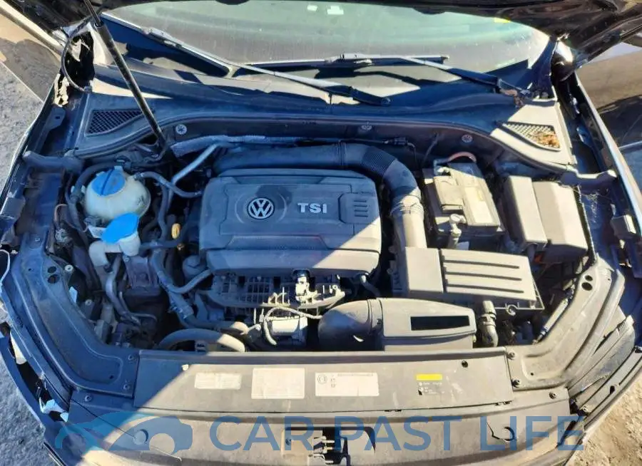 1VWAT7A35HC052888# 11