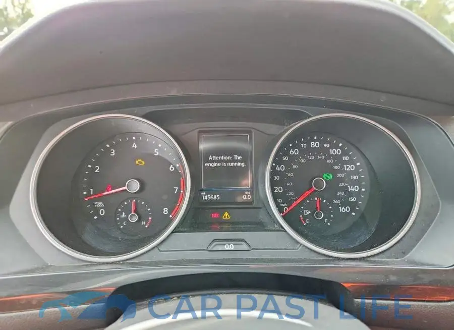 3VV2B7AX3JM058885# 9