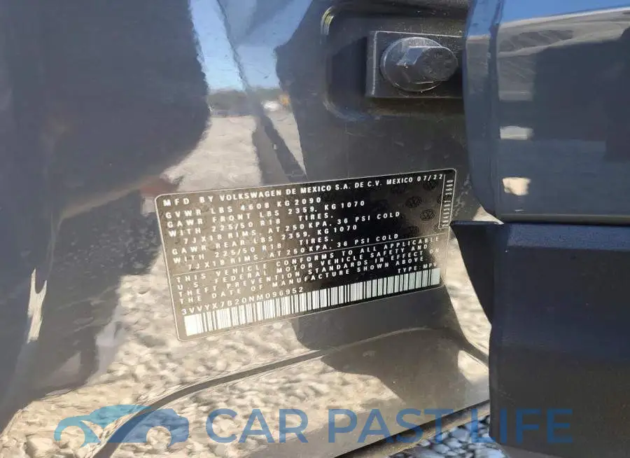 3VVYX7B20NM096952# 13