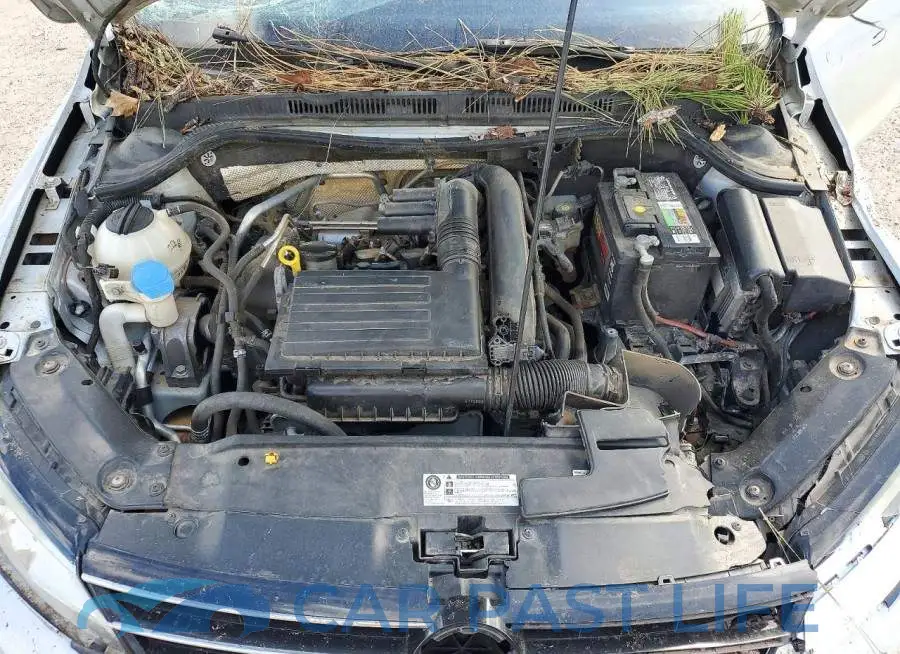 3VW167AJ5HM381384# 11