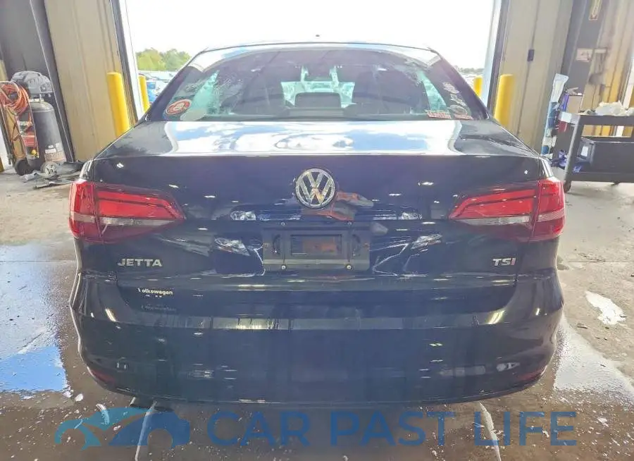 3VW2B7AJ6HM213396# 6