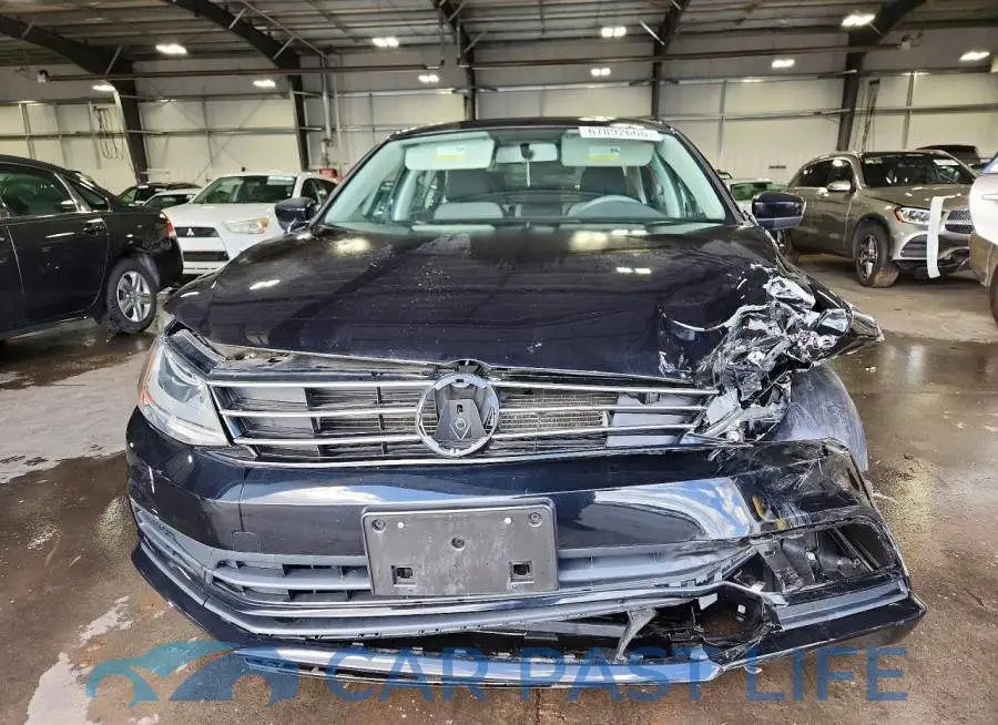 3VW2B7AJ6HM213396# 5