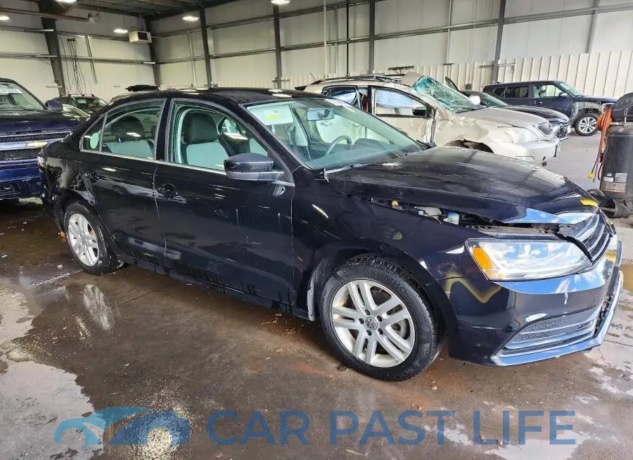 3VW2B7AJ6HM213396# 4
