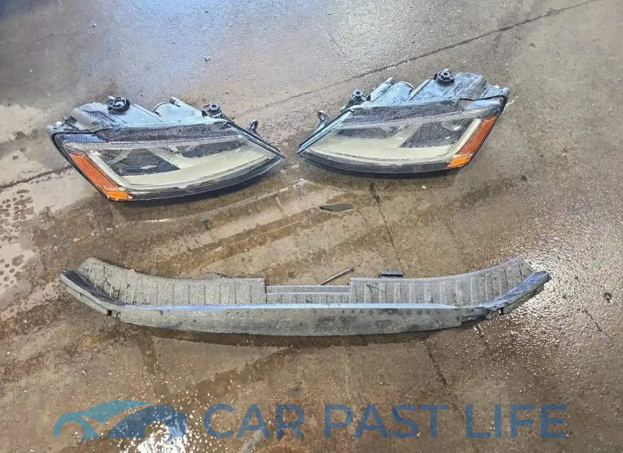 3VW2B7AJ7HM211351# 12