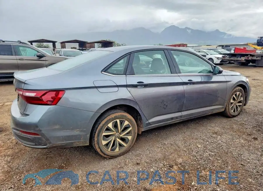 3VW5M7BU0RM036331# 3