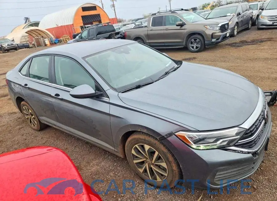 3VW5M7BU0RM036331# 4