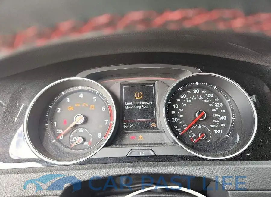 3VW5T7AU7MM008488# 9