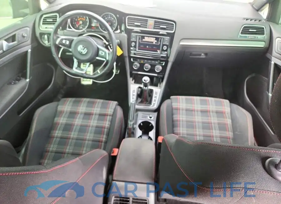 3VW5T7AU7MM008488# 8
