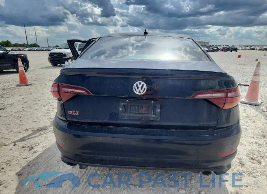3VW5T7BU2KM225054# 6