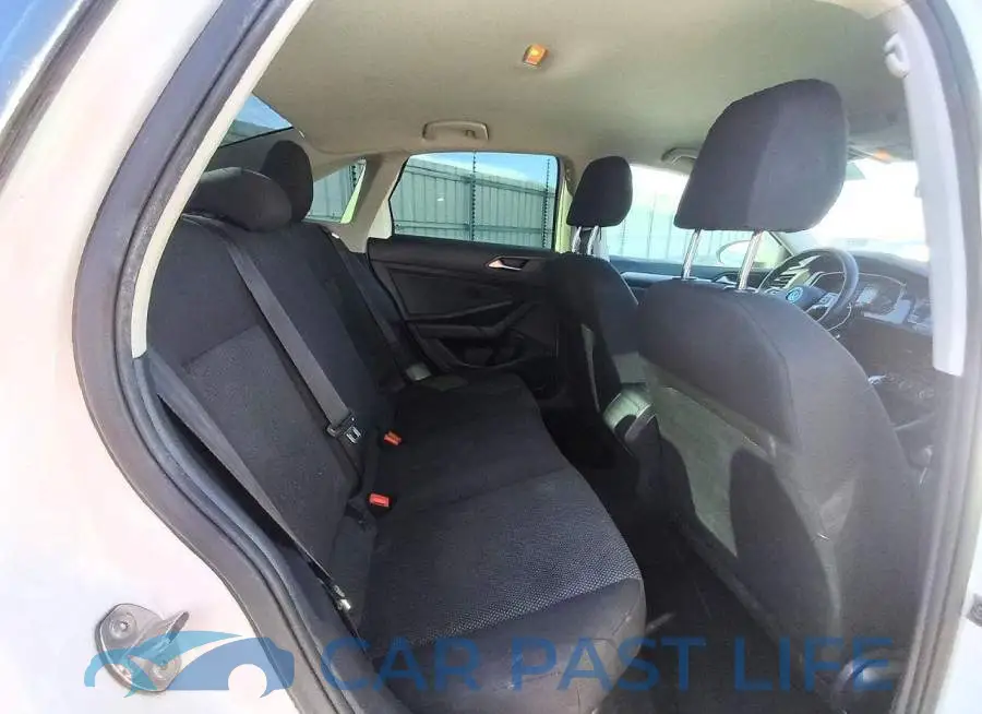 3VWC57BU3KM275429# 10