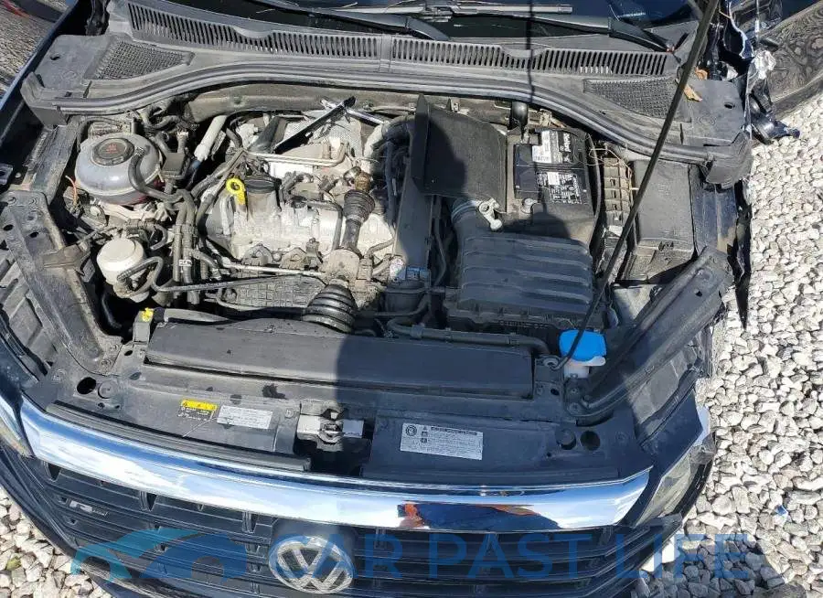 3VWCB7BU8LM038915# 11