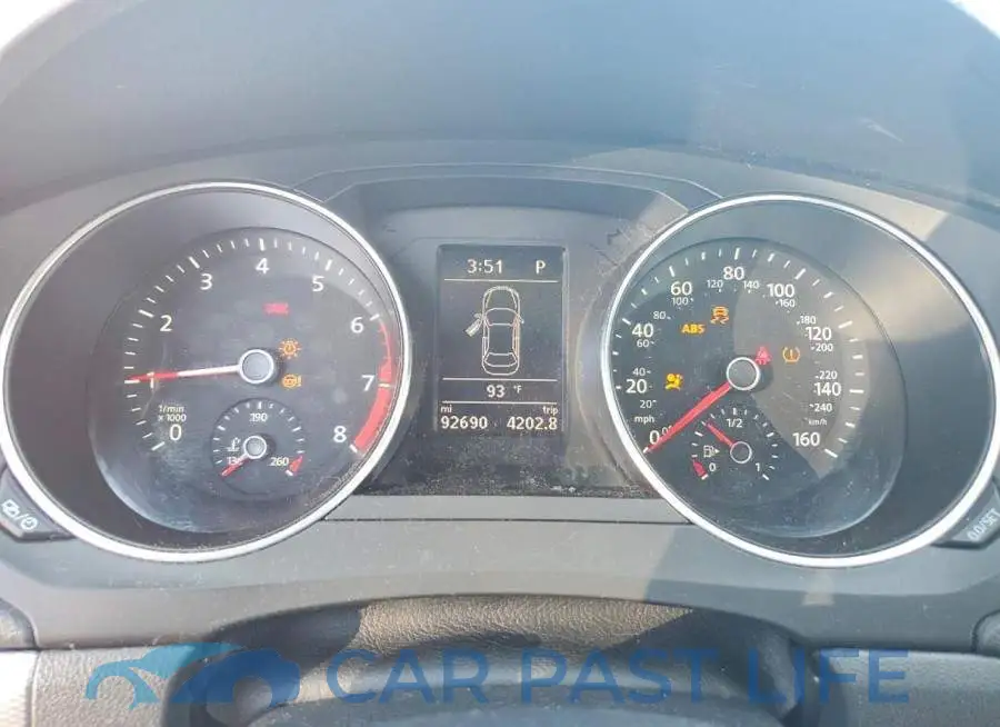 3VWDB7AJ8HM281983# 9