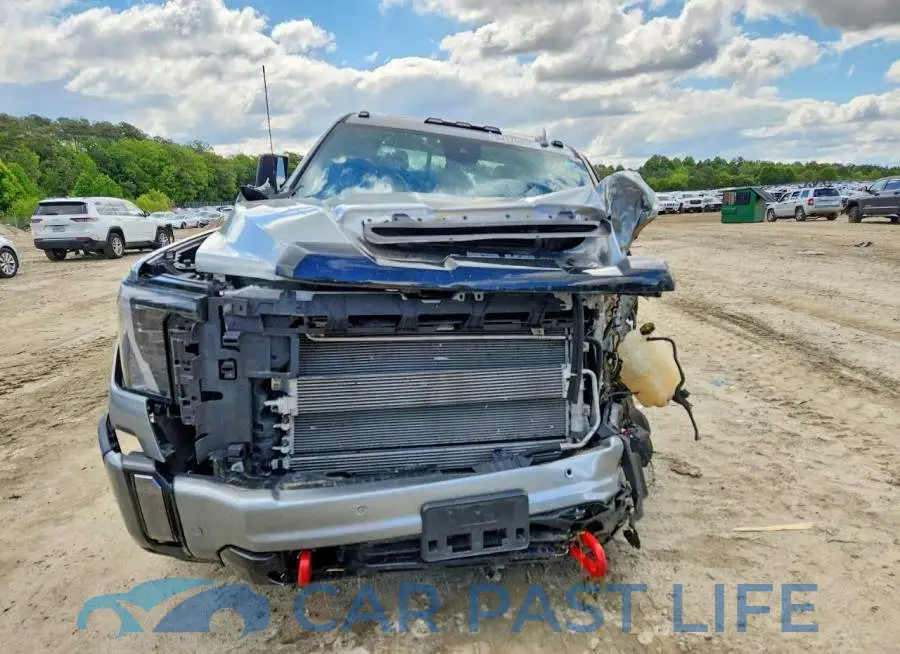 1GT49PEY9RF152321# 5