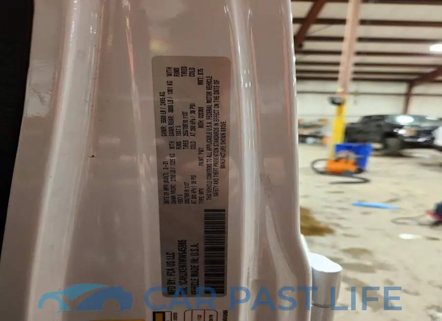 1C4HJXEN7MW645986# 14