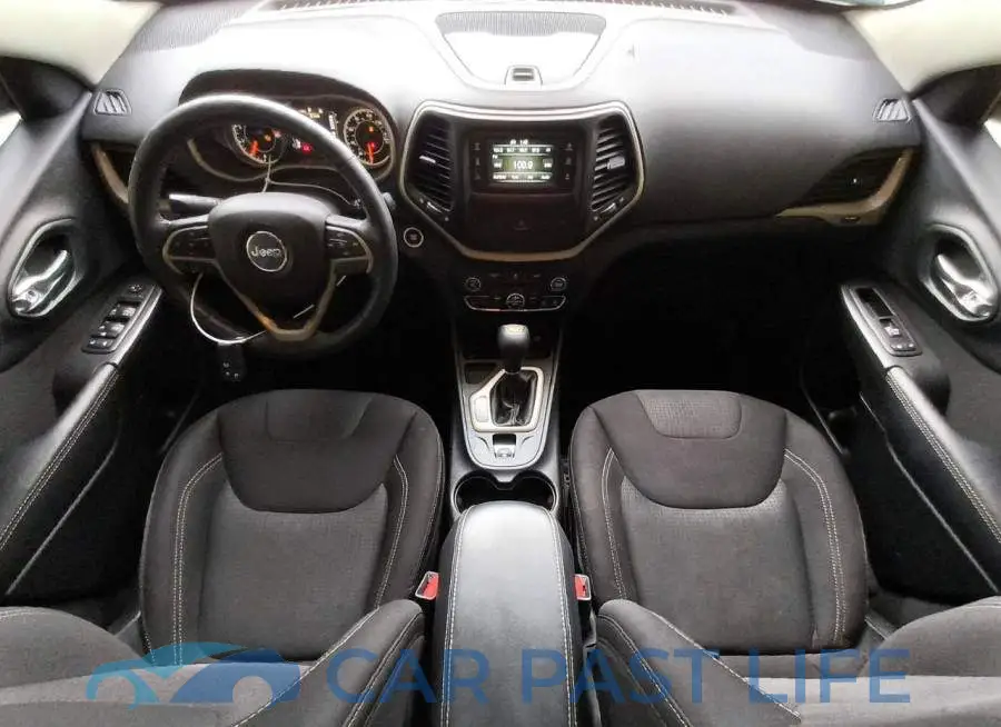 1C4PJLCB8HW503309# 8