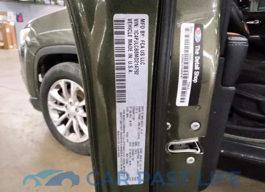 1C4PJLCB8MD214792# 12