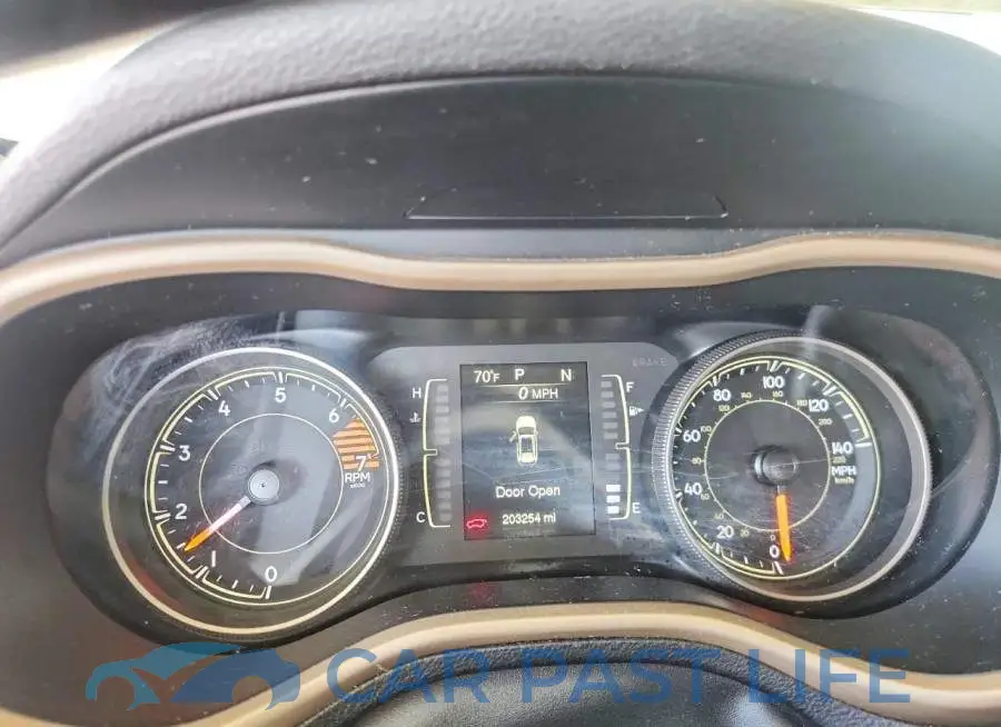 1C4PJLCB9HW661299# 9