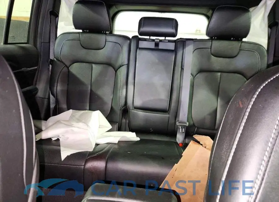 1C4RJHBR5TC282881# 10