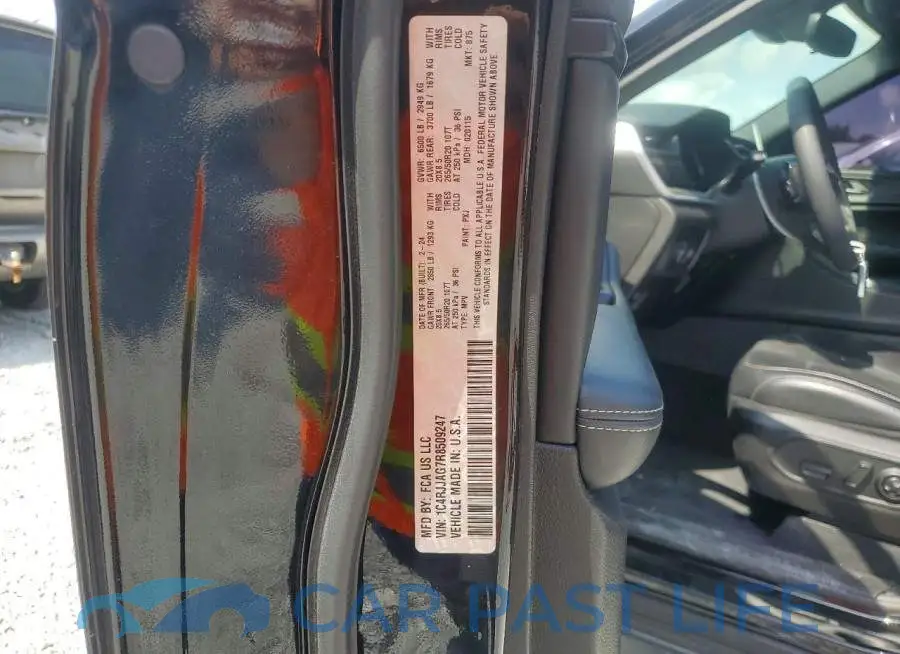 1C4RJJAG7R8509247# 14