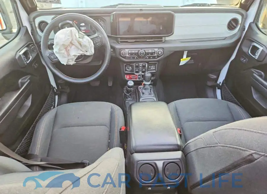 1C4RJXN68RW165931# 8