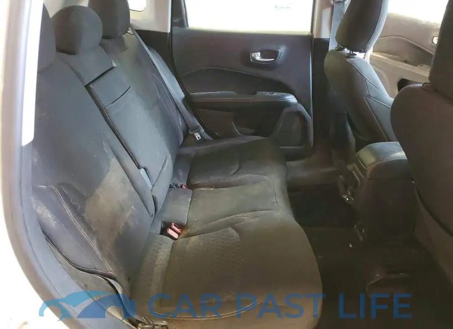 3C4NJCABXJT151856# 11