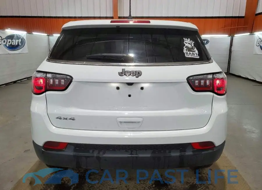 3C4NJDAN9ST550940# 6