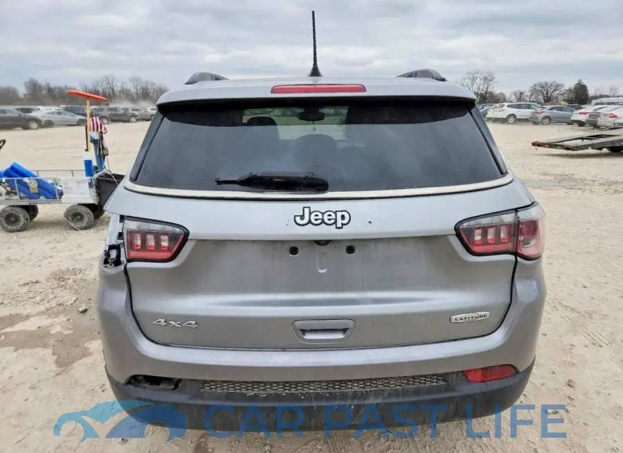 3C4NJDBB8JT177196# 6