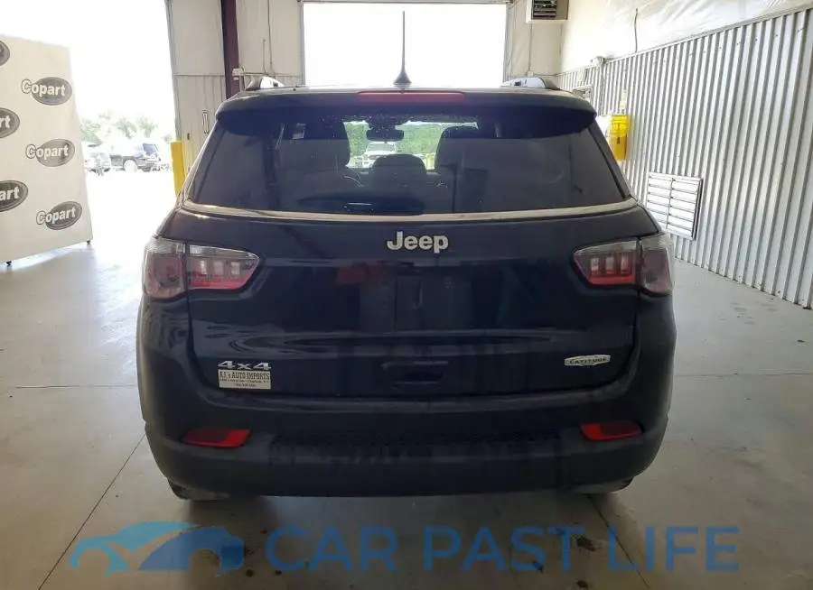 3C4NJDBN1RT607852# 6