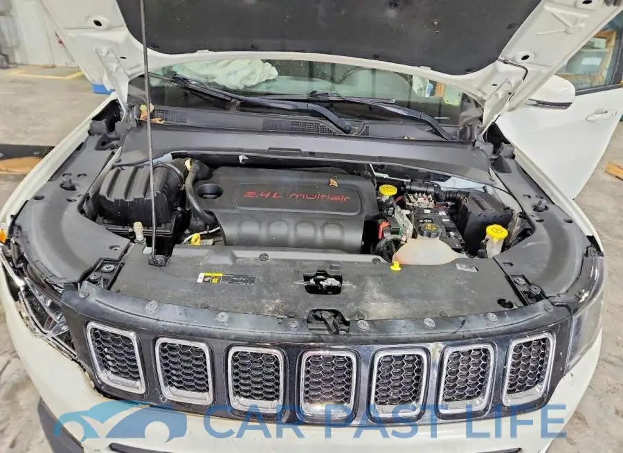 3C4NJDCB2LT151954# 12